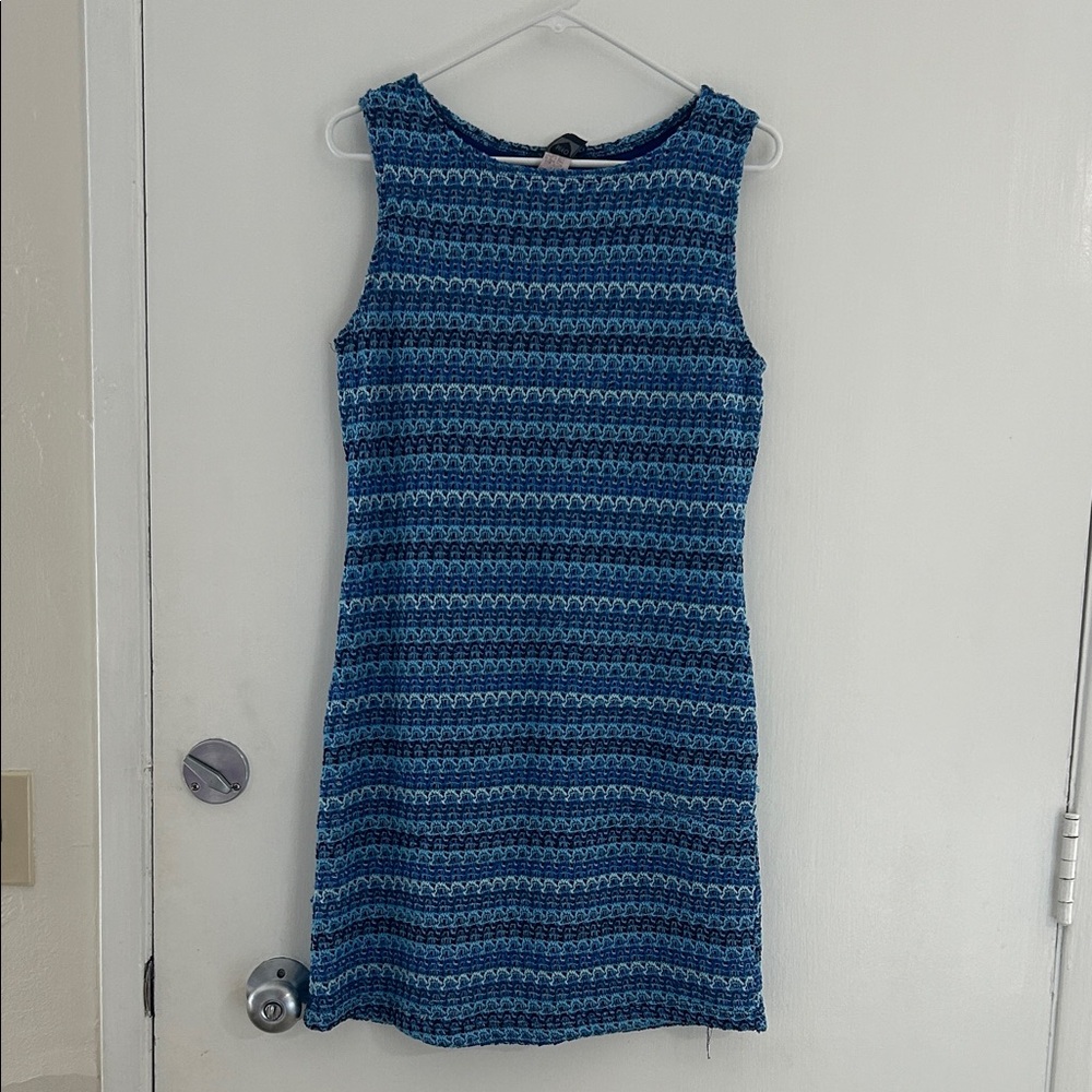 Elegant Blue Knit Mini Dress